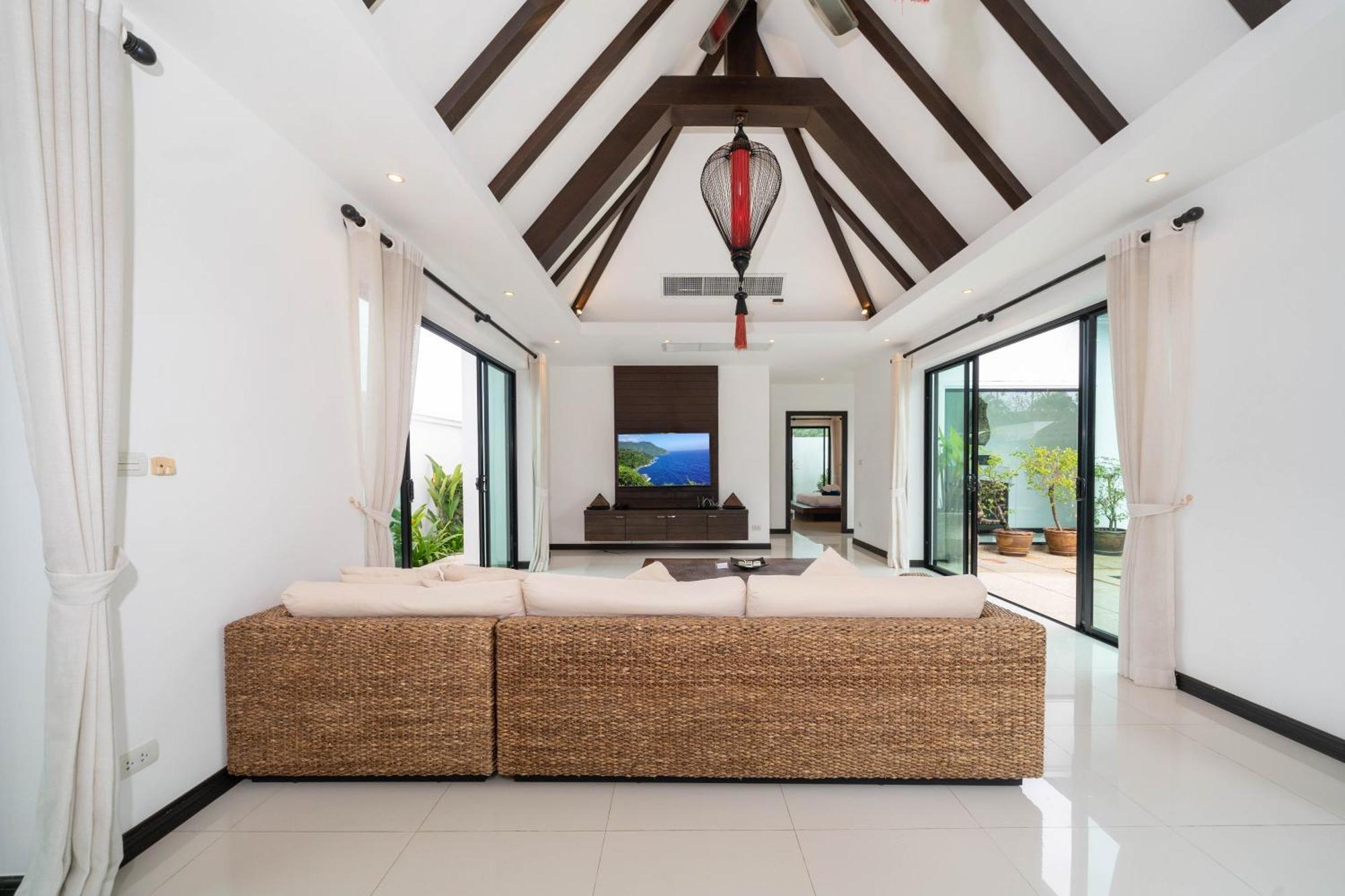 Laguna Luxury Pool 3 Bedroom Villa