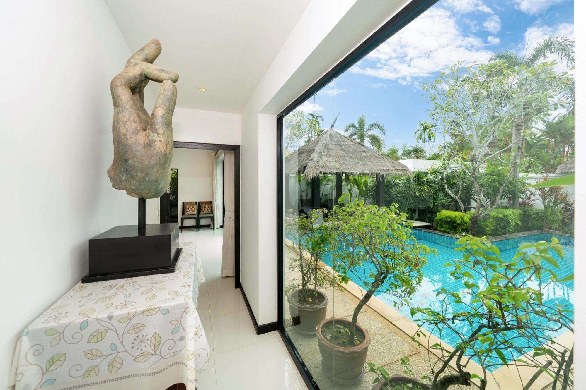 Laguna Luxury Pool 3 Bedroom Villa *