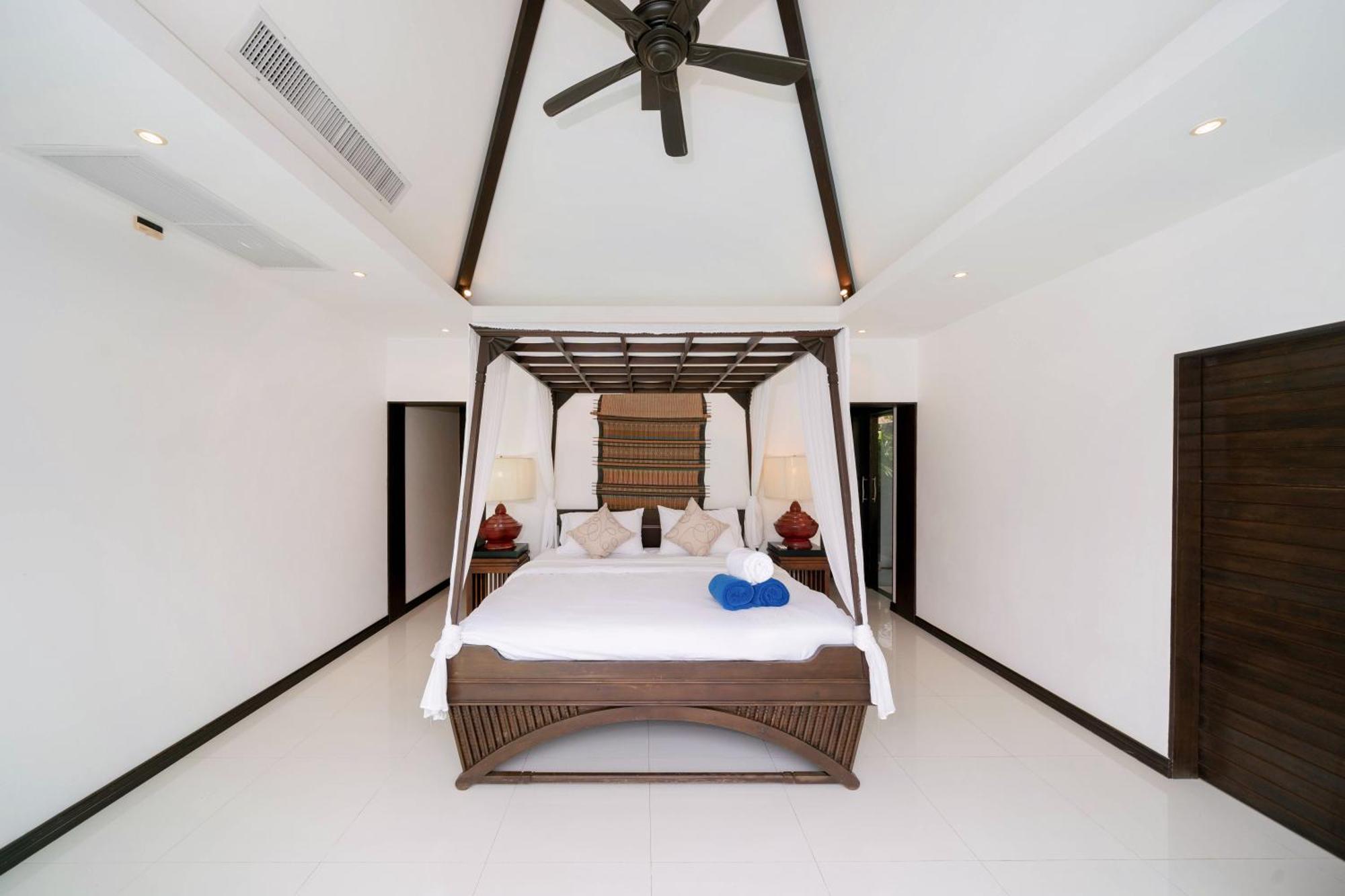 Laguna Luxury Pool 3 Bedroom Villa *