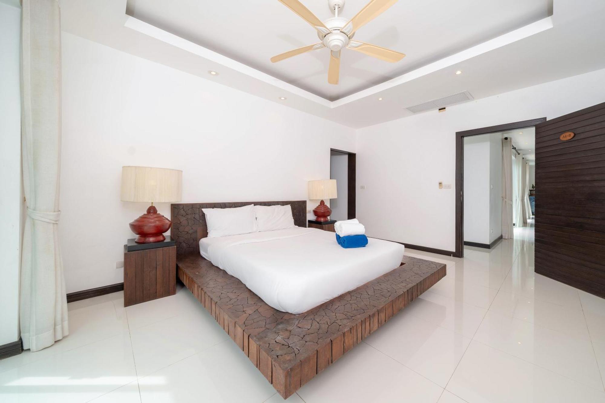 Villa Laguna Luxury Pool 3 Bedroom Phuket